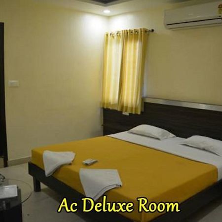 Hotel Green Tree Rāipur Eksteriør bilde